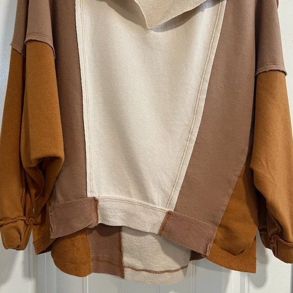Sunland 17 Oversized Tan Brown‎ Cream Contrast Patchwork Top. Size Small. - Picture 7 of 16